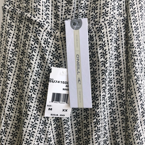 O’Neill Junior Dress Size Medium - Picture 7 of 8